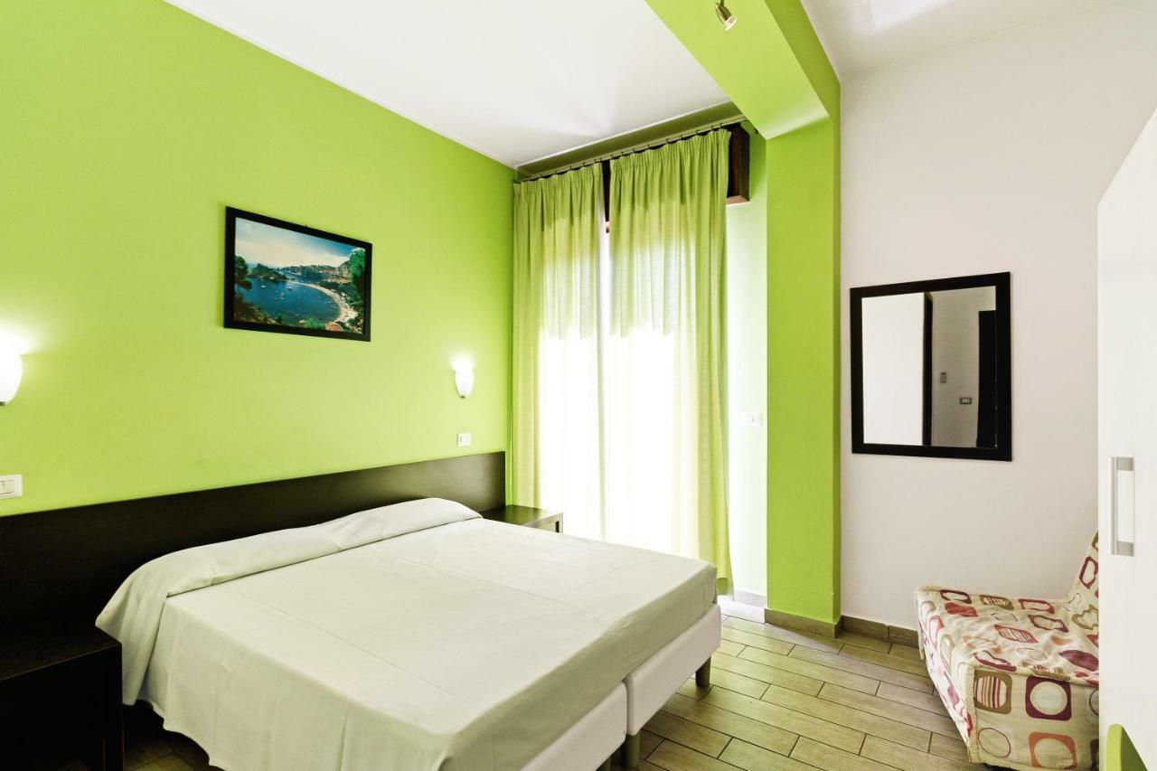 Seaview Terrace Sunny Apartment Giardini-Naxos Buitenkant foto