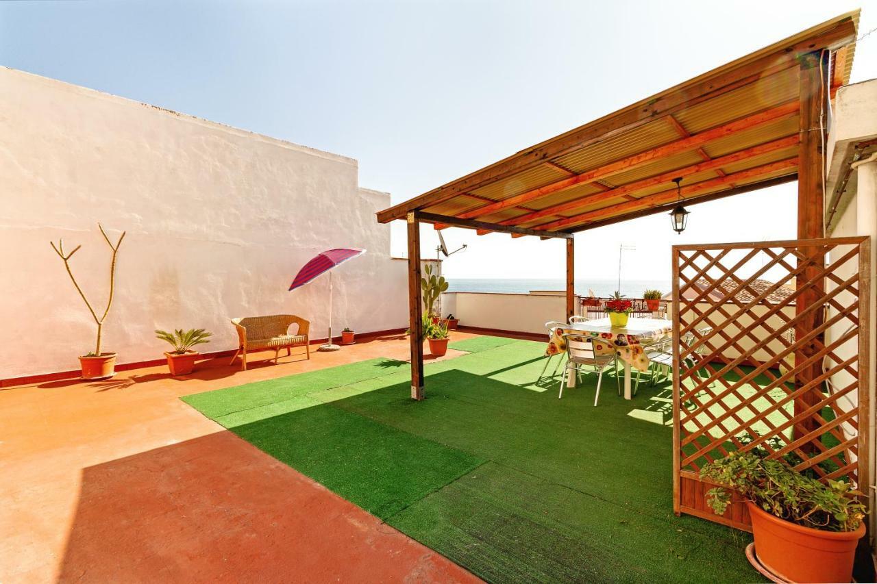 Seaview Terrace Sunny Apartment Giardini-Naxos Buitenkant foto