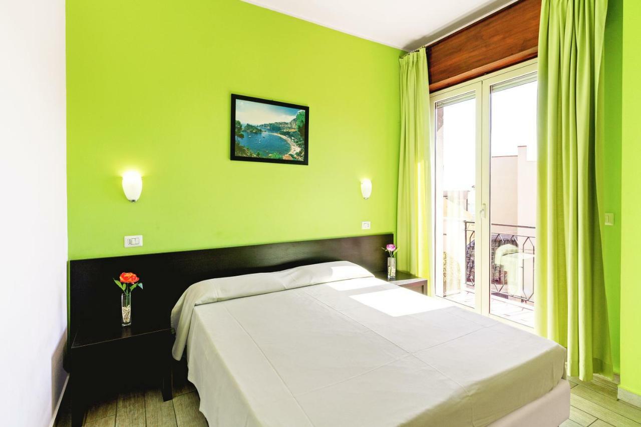 Seaview Terrace Sunny Apartment Giardini-Naxos Buitenkant foto