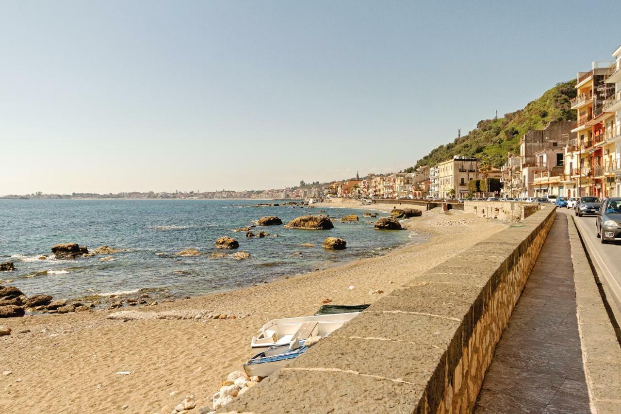 Seaview Terrace Sunny Apartment Giardini-Naxos Buitenkant foto
