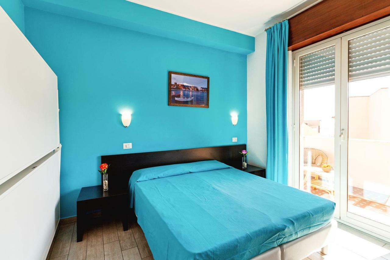 Seaview Terrace Sunny Apartment Giardini-Naxos Buitenkant foto